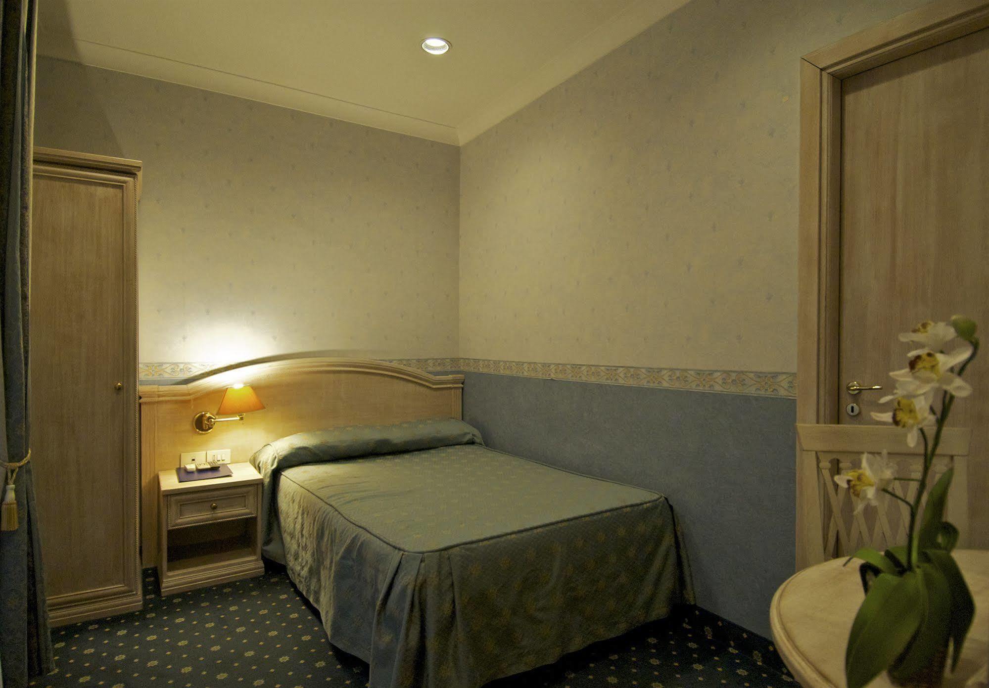 Piccolo Imperiale Bed & Breakfast Roma Ngoại thất bức ảnh